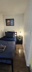 Queen Bed and single bed for friends - Image 5