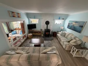 Cedar Point Cottage, waterfront on Callander Bay - Image 2