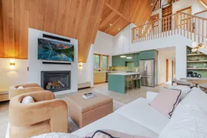 Luxury A-Frame •Fire Pit •Hot Tub •Bachelor views - Image 2