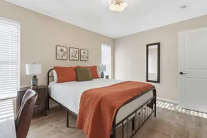 El Encanto / King Bed / Near Texas Tech University - Image 3