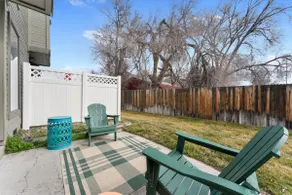 Entire 2 Bed 2 1/2 Bath home near Golf Course - Image 4