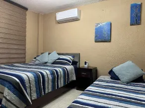 Air-conditioned apartment meters from the beach, 250gb wifi - Image 3