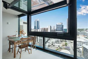 CBD/Perth City 2BR High-Rise Apt+Parking&GymPool - Image 4