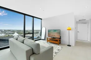 CBD/Perth City 2BR High-Rise Apt+Parking&GymPool - Image 3