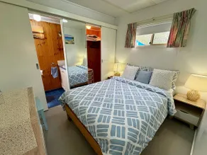 Cosy Corner Cabin - Image 2