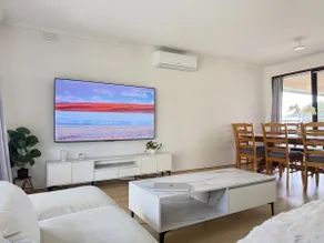 8 Bedroom Retreat - 2 Full Houses on Property - Image 5
