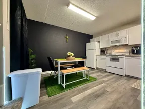 Presidential Cinema Oasis•Cozy Fireplace•DreamStay - Image 5