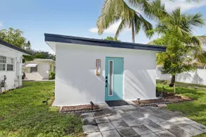 3 Miles to Atlantic Ave - The Delray Chic Cottage - Image 2