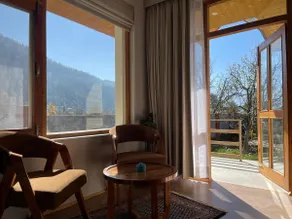 TriWa Stays Whole Villa Gardens, Naggar Manali - Image 3