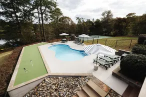 The Ultimate Golf Trip House - Pool & Pickleball - Image 5