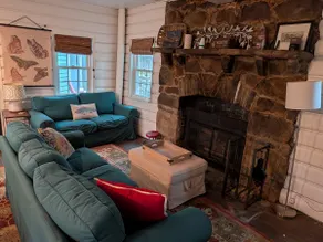 Unique Rustic Cabin w/ Lake Access & Kayak - Image 3