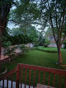 Large Retreat • 2 Kitchens • Free Parkings - Image 2