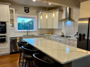 Waterfront, Hot Tub - 4BR, 4.5Bath, Pet Friendly - Image 3