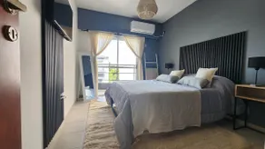 Beautiful refurbished apartment, brand new. - Image 2