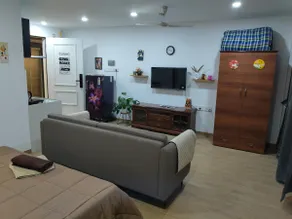 Sonya's Airport Premium Studio with Balcony - 60 - Image 2