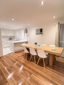 Keysborough centrel-Luxury-Cozy-Family comfortable - Image 5