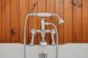 Loch View, Hot Tub, Near Loch Lomond, Pet-friendly - Image 2