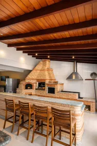 Gourmet Country Area and 4 bedrooms 7 min Downtown - Image 2