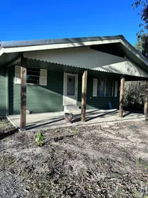 Old River Road Bungalow - Image 2