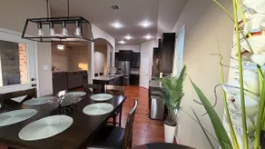Quiet & Spacious Home - for a business/family trip - Image 4
