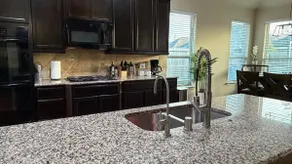 Quiet & Spacious Home - for a business/family trip - Image 5