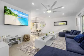 Heated Saltwater Pool | 8 min Beach | Game Room - Image 4