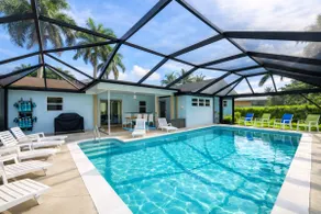 Heated Saltwater Pool | 8 min Beach | Game Room - Image 2