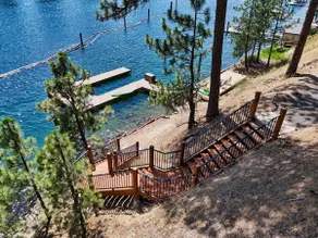 Riverfront Haven - Image 3