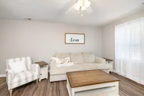 Quiet 2BR Near Shaw AFB - Image 2