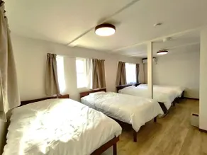 Close to Atta Shrine/Convenient to the airport and attractions/Accommodates 10 people/Spacious whole house rental/Free 1 parking - Image 3
