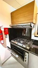 Stylish 2BR •HillsAvenue Private NearAirport Pool - Image 5