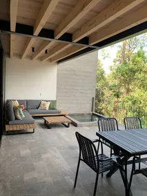 Luxury and comfort in the middle of the forest with a Jacuzzi - Image 4