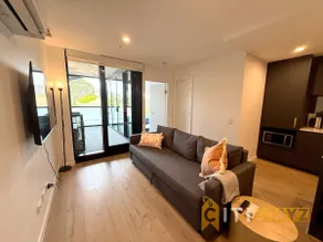 Reid Retreat 2Bd 1Bth 1Csp Apt CBD Location - Image 3