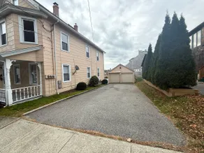 Ocean Views • Historic Borough • Near Mystic CT - Image 5