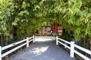 The Little Hut - Image 5