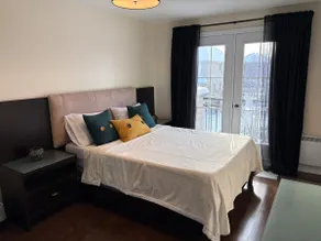 4BR Townhouse | 5-Min to DIX30 20-Min to Downtown - Image 4
