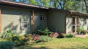 Private and Peaceful Patrick Lake Cabin - Image 3