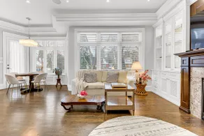 Stylish 3BR Stay • Fireplace • 2 Parking Spots - Image 4