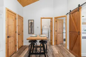 Longview lake cabin - Image 5