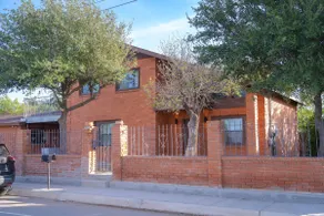 Best Value • 2 Houses for 1 price• Heart of Laredo - Image 2