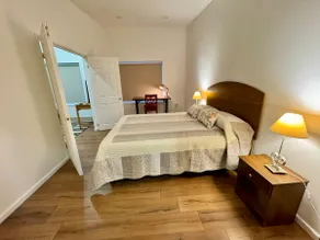 Bright duplex with wifi and separate entrance - Image 5
