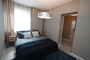 Private 2-Room Apartment | Full Kitchen & Bath | C - Image 4