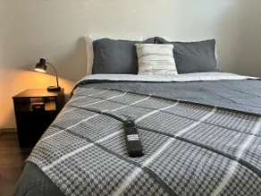Lakeside Villa Apt • Dog Park • WiFi • Laundry - Image 3