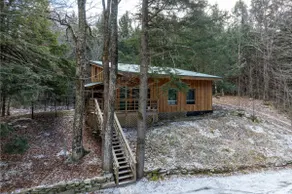 Stratton Woods · Secluded Vermont Cabin Retreat - Image 2