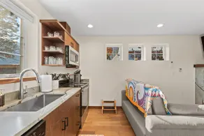 HimmelWert Haus-Walking distance from Downtown! - Image 5