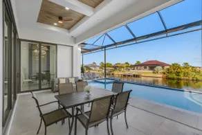 Gulf-Access Canal front Villa with Heated Pool/SPA - Image 3