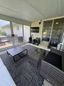3BR Retreat near BrewDog, games, and lots of space - Image 4