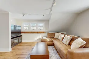 2BR apartment, close to skiing, kitchen, wifi - Image 4