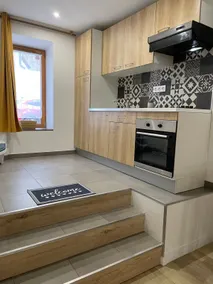 L'Escale Lavalloise – Studio - Station 3 min walk - Image 3