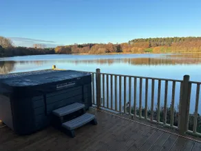 Four Seasons Lodge - Image 3